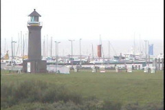 CAM1282374306