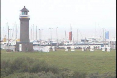 CAM1282377908