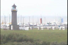 CAM1282378506