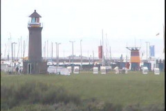 CAM1282399506