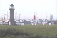 CAM1282459952